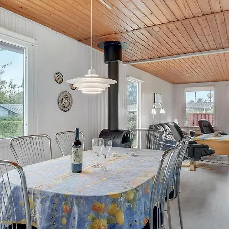 Stunning In Sydals With 3 Bedrooms And Wifi 2 * Skovmose